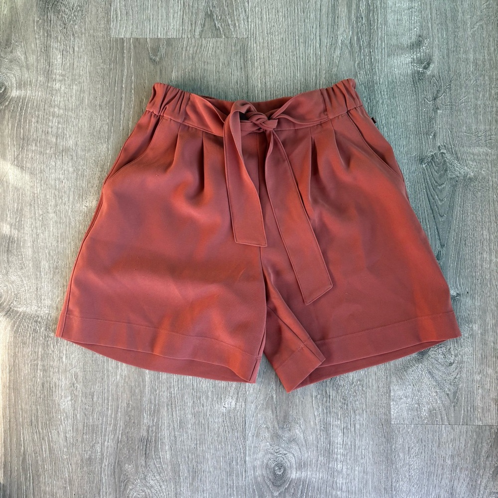 lululemon athletica High-Waist Tie-Front Shorts in Rust